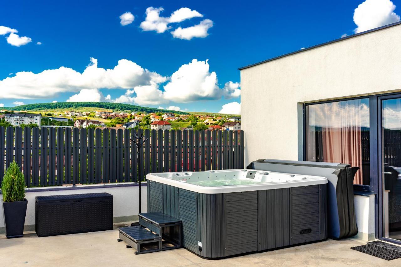 Thome Hoia Jacuzzi คลูจ-นาโปกา ภายนอก รูปภาพ