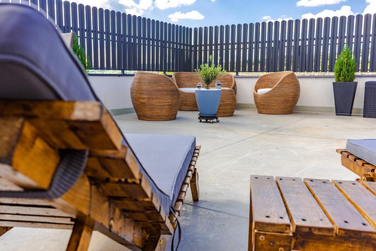 Thome Hoia Jacuzzi คลูจ-นาโปกา ภายนอก รูปภาพ